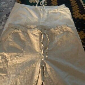 (2) pairs Liz Claiborne Petite P/M Summer Pants.  White and Tan.  Slightly Used.